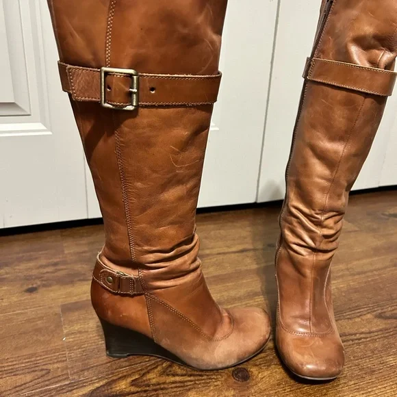 Spring Boots - Picture 2 of 2